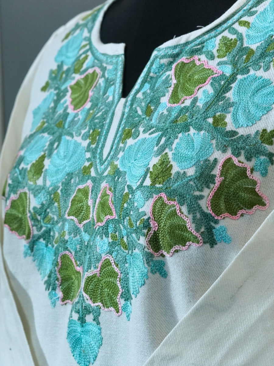White Kashmiri Pheran with Floral Embroidery | Aari Embroidered Wool Phiran