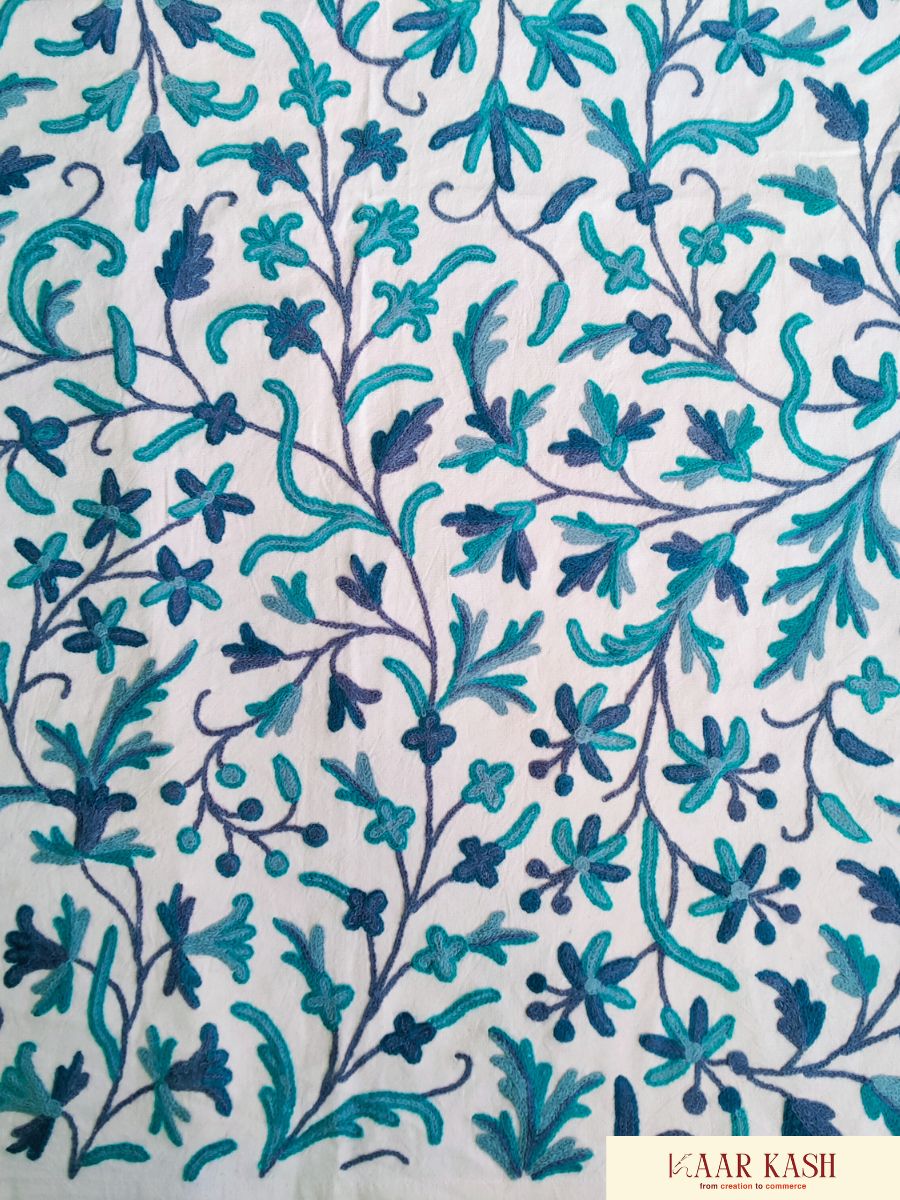 Bahisht-e-Wadi Krewal Embroidery Bedcover - KaarKash