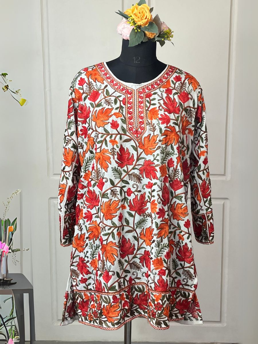 Chinar White kashmiri Cotton Kurtis