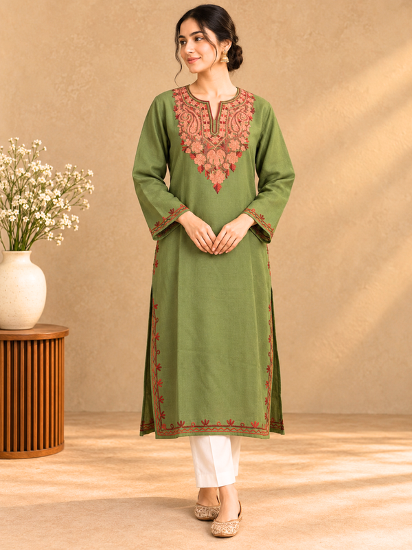 Green Kashmiri Pheran with Floral Embroidery | Aari Embroidered Wool Phiran