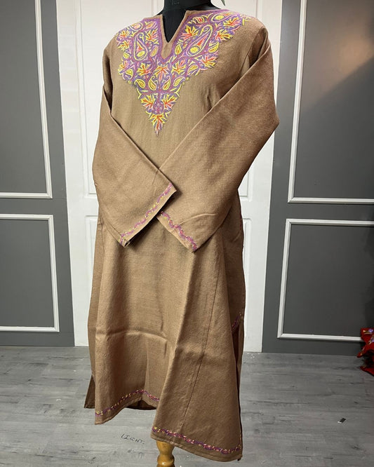 Meeras: Hand-Embroidered Raffel Phiran | Hazelwood