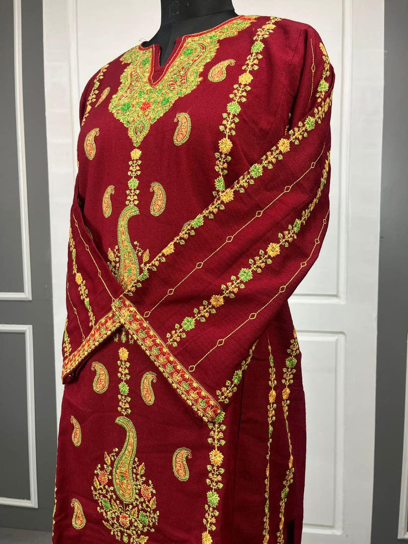 Kashmiri Sozni Embroidered Phiran | Maroon