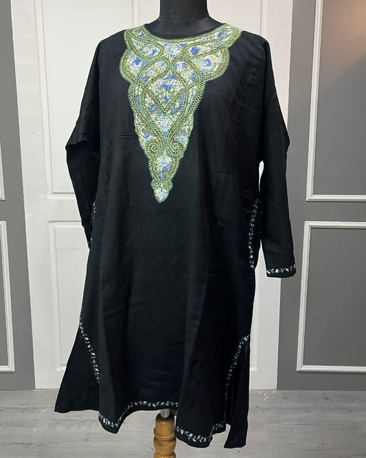 Meeras: Hand-Embroidered Raffel Phiran | Ebon