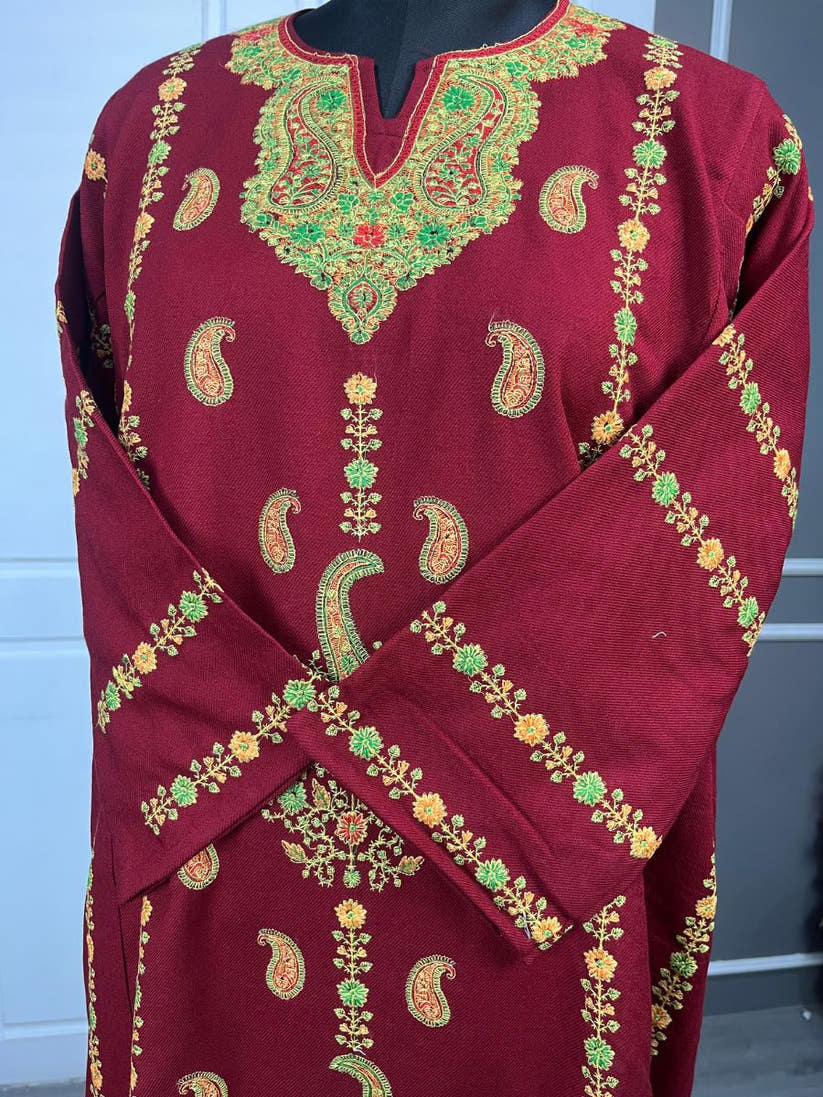 Kashmiri Sozni Embroidered Phiran | Maroon
