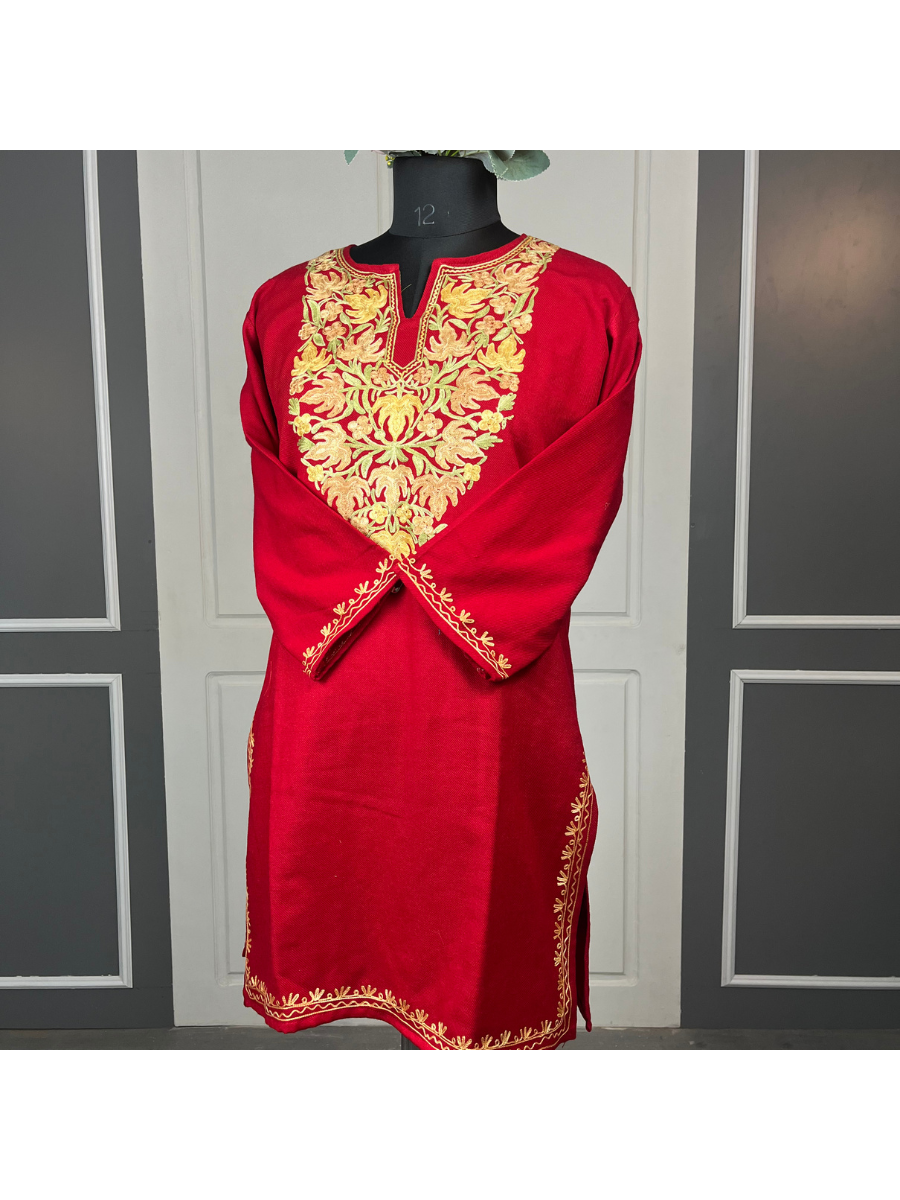 Rang-E-Chinar Red Short Woolen Kurtis