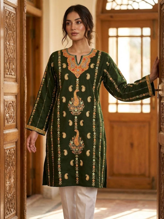 Kashmiri Soni Embroidered Phiran | Midnight Green
