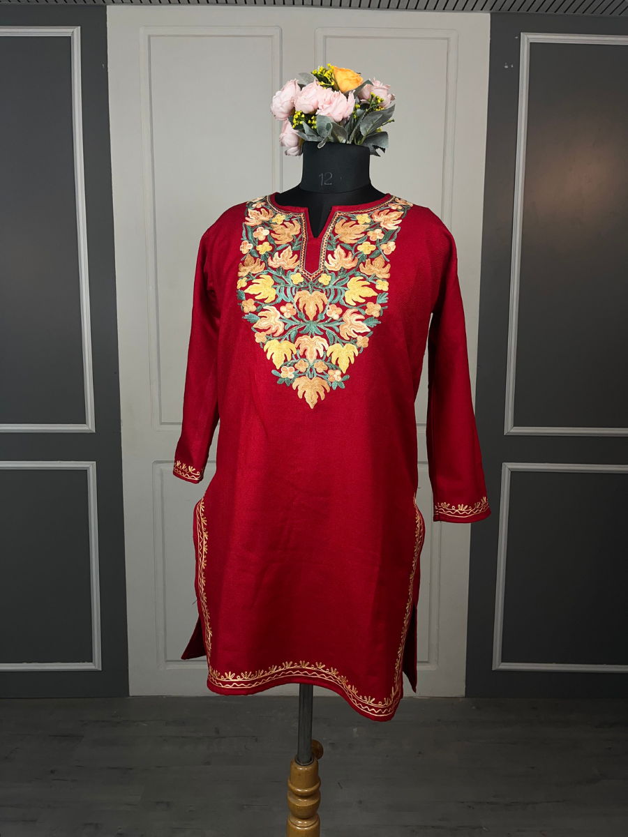 Rang-E-Chinar Red Short Woolen Kurtis