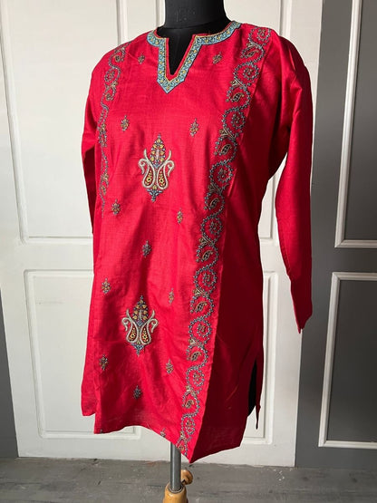 Noor : Sozni embroidery summer kurti | Red