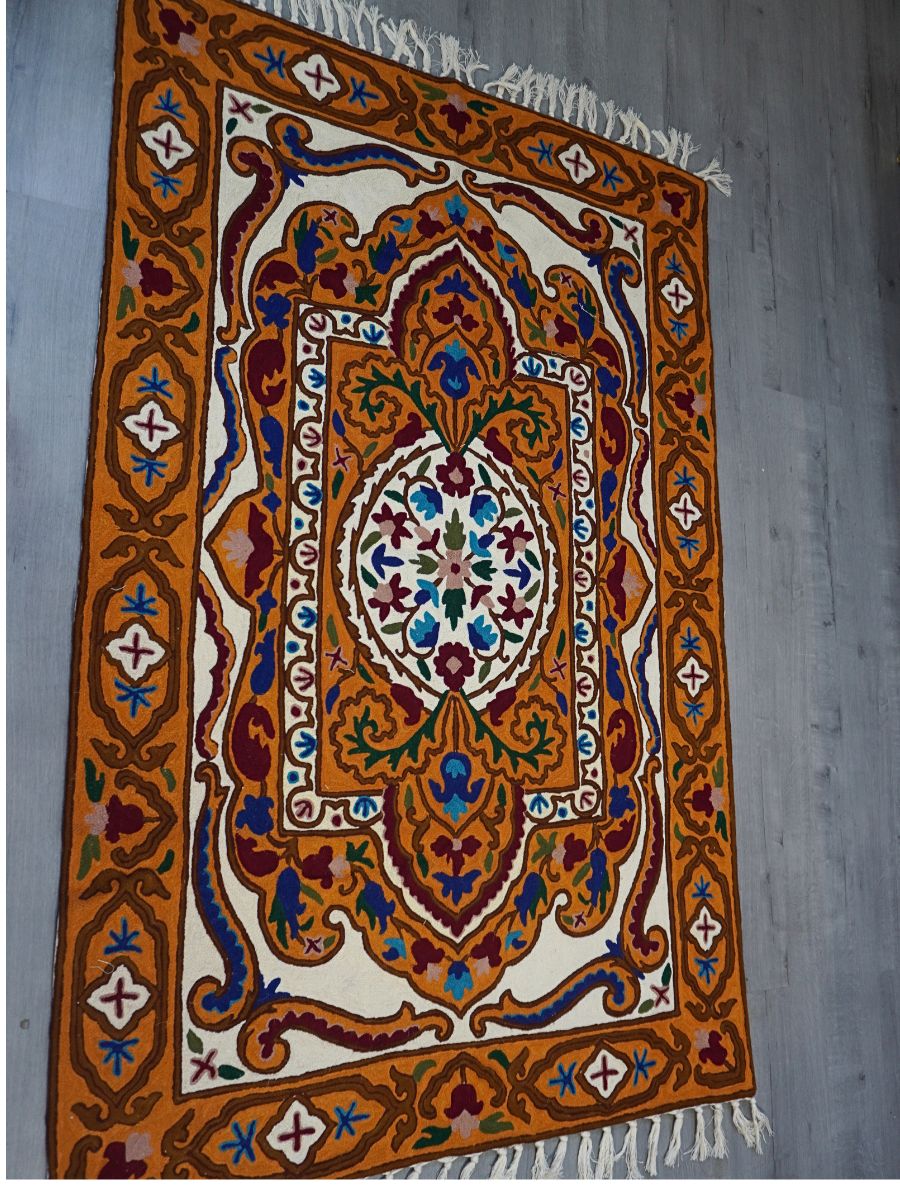 Rang-e-Wadi Rug Chain Stitch Carpet - KaarKash