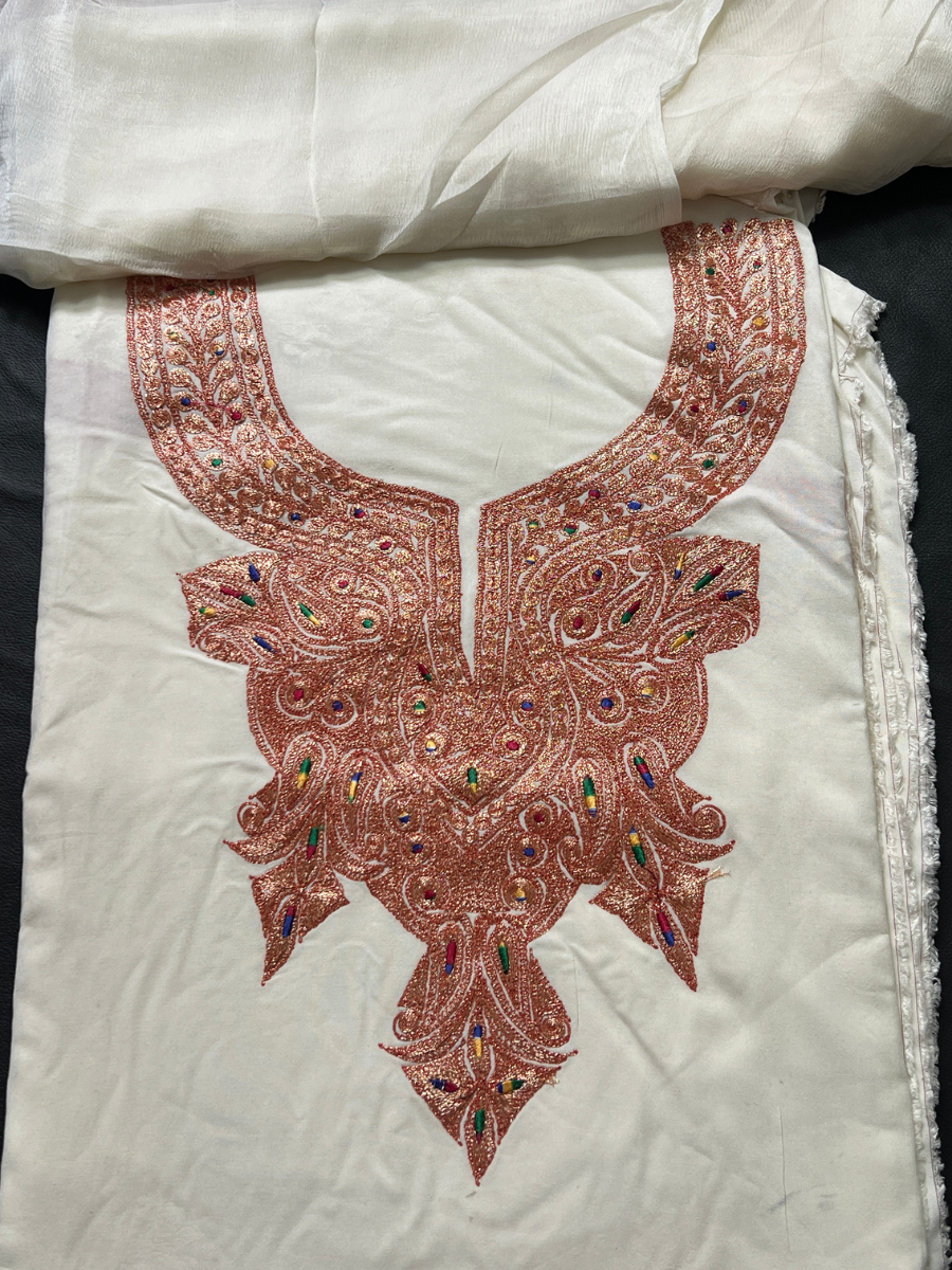Kashmiri Botti Tilla 3 Piece Unstitched Suites | Light Grey