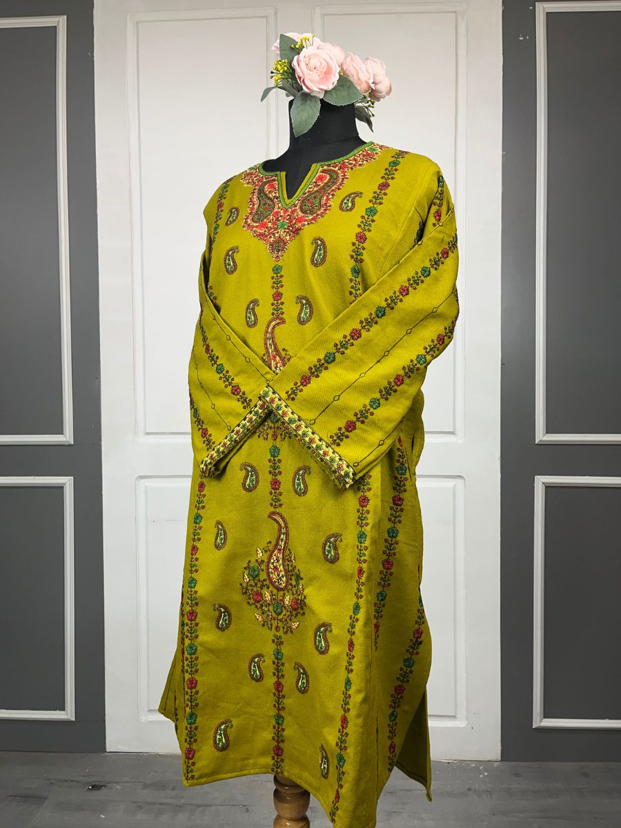 Kashmiri Sozni Embroidered Phiran |Mehndi