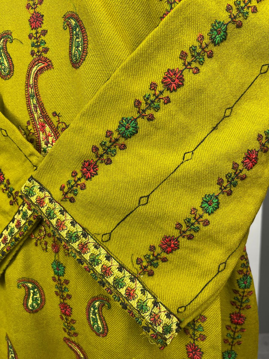 Kashmiri Sozni Embroidered Phiran |Mehndi