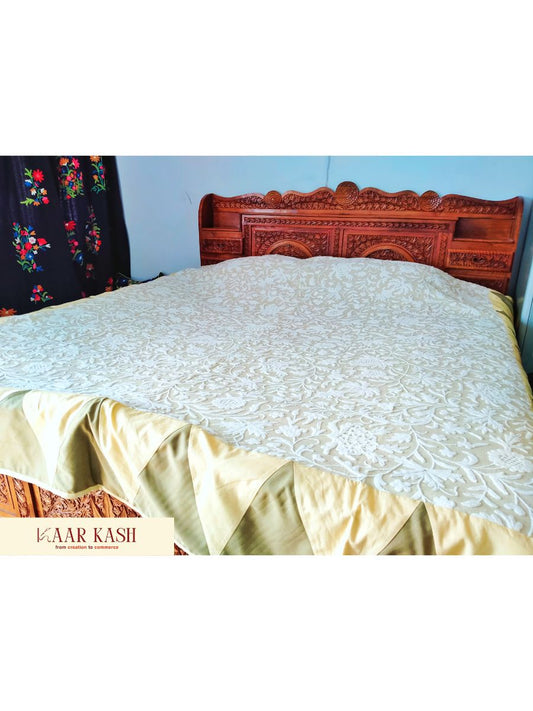 Bahar-e-Chinar Krewal Embroidery Bedcover - KaarKash