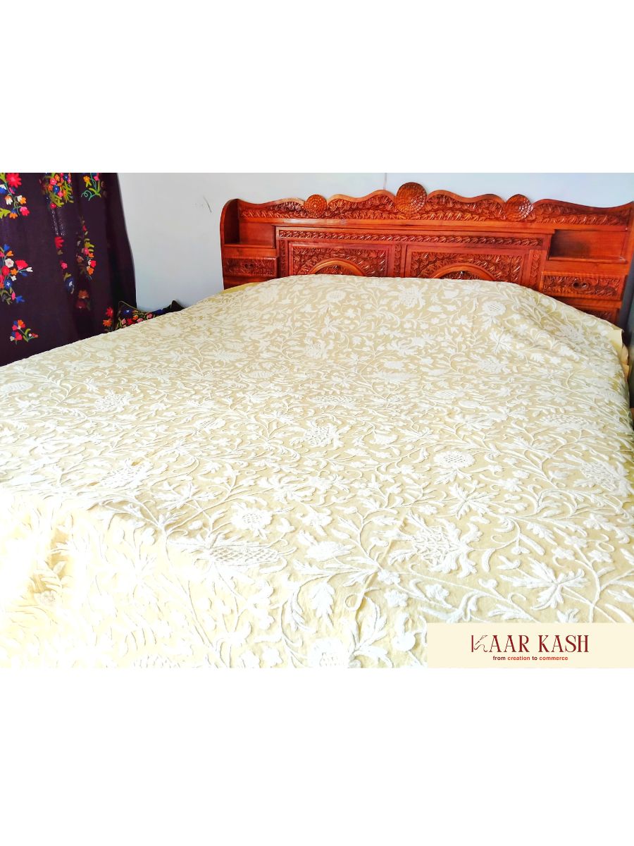 Gul-e-Kashmir Krewal Embroidery Bedcover - KaarKash