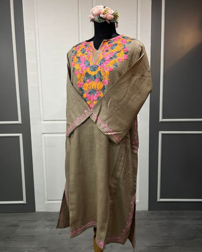 Gulposh royal Pure Raffel Wool |hazel