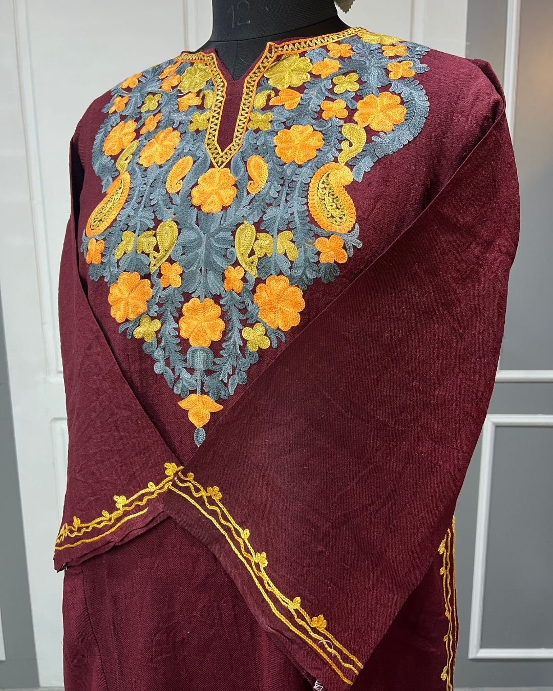 Gulposh royal Pure Raffel Wool|Wine