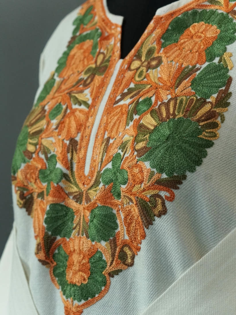 White Kashmiri Pheran with Floral Embroidery | Aari Embroidered Wool Phiran