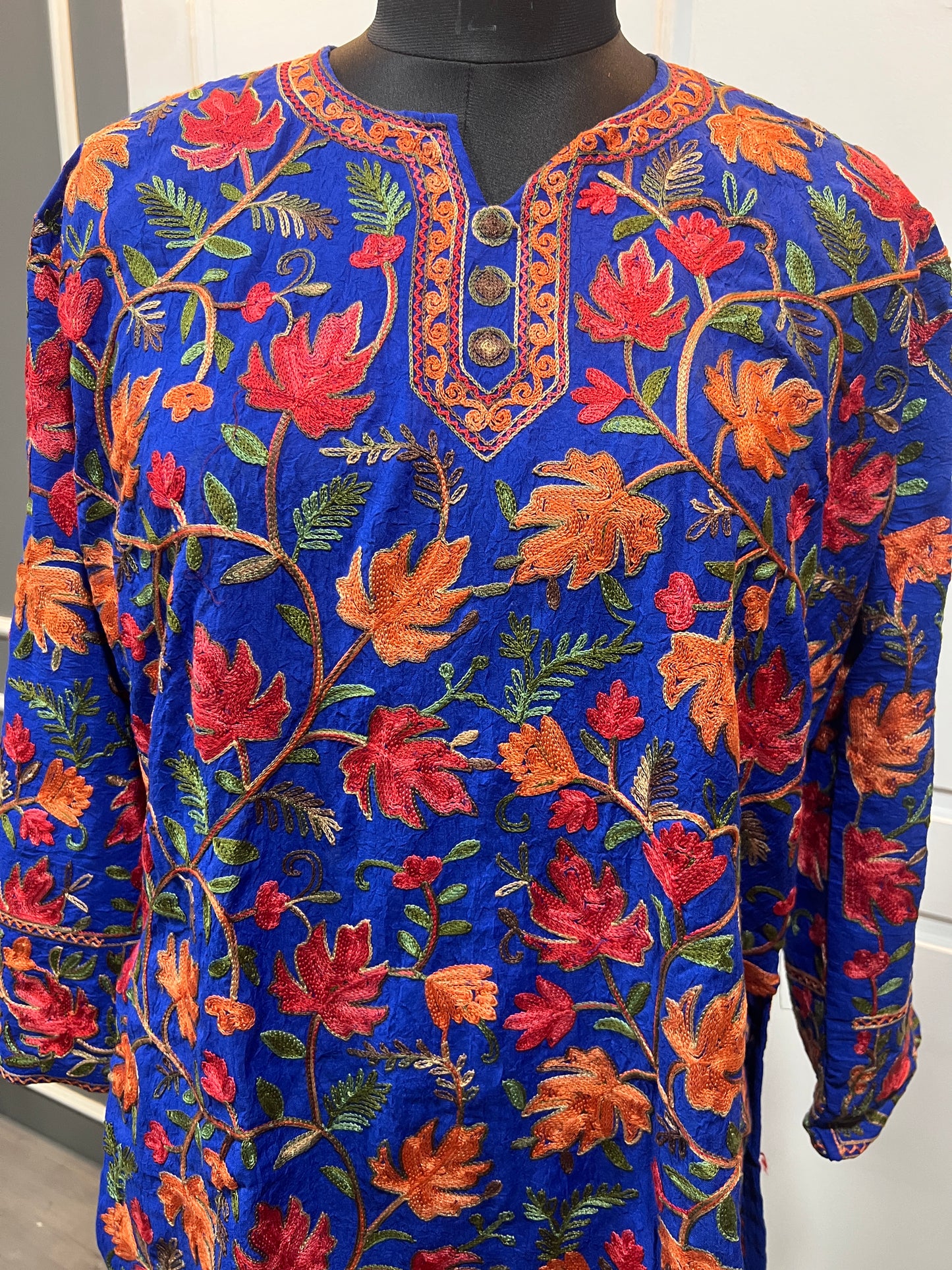 Noor : chinar embroidery summer kurti | navy blue