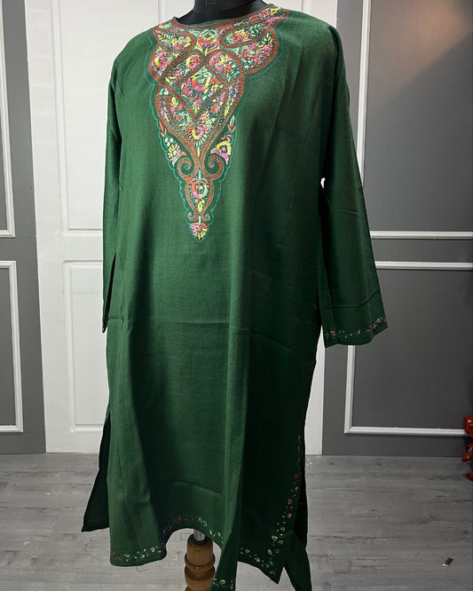 Meeras: Hand-Embroidered Raffel Phiran | Midnight Green