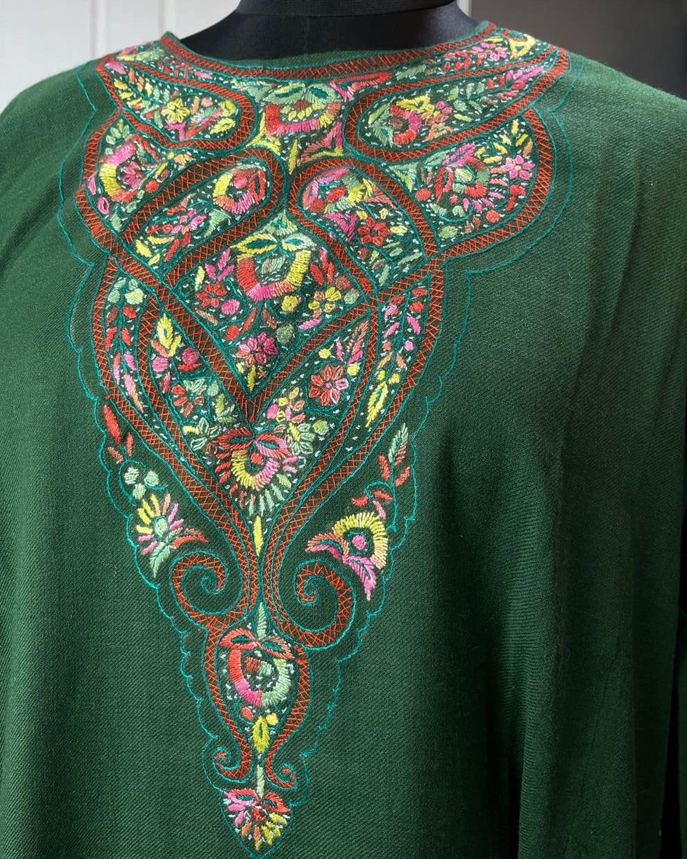 Meeras: Hand-Embroidered Sozni Wool Pheran (Phiran) | Midnight Green