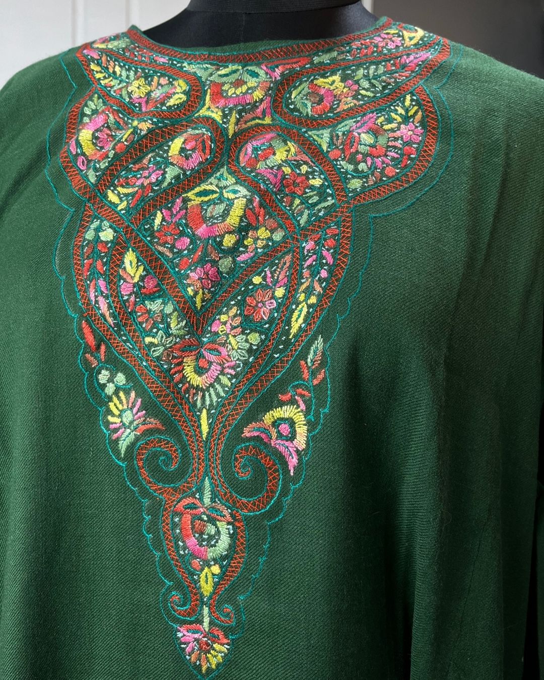 Meeras: Hand-Embroidered Raffel Phiran | Midnight Green