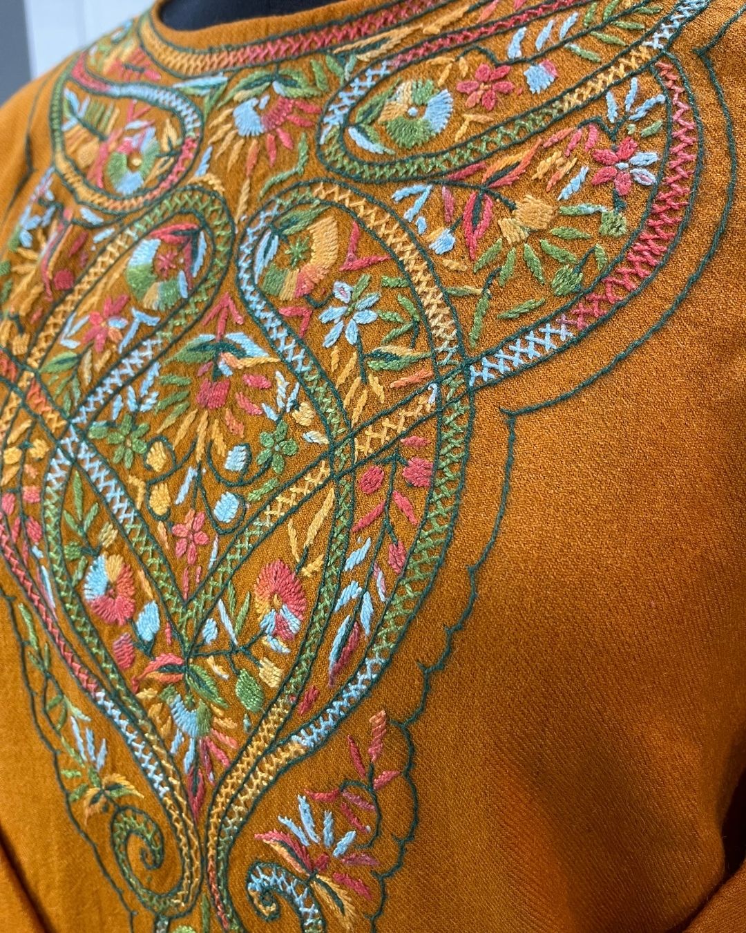 Meeras: Hand-Embroidered Raffel Phiran | Amber