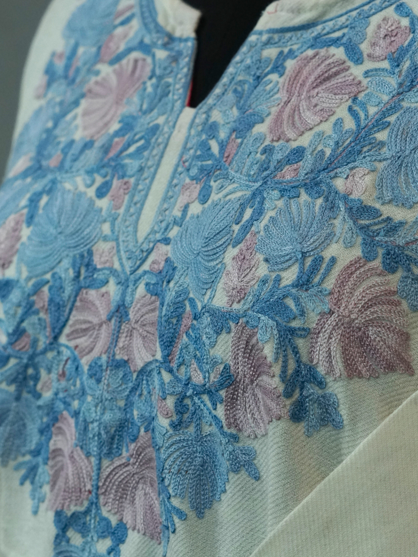 White Kashmiri Pheran with Cornflower Blue & Mauve Floral Embroidery – KAARKASH