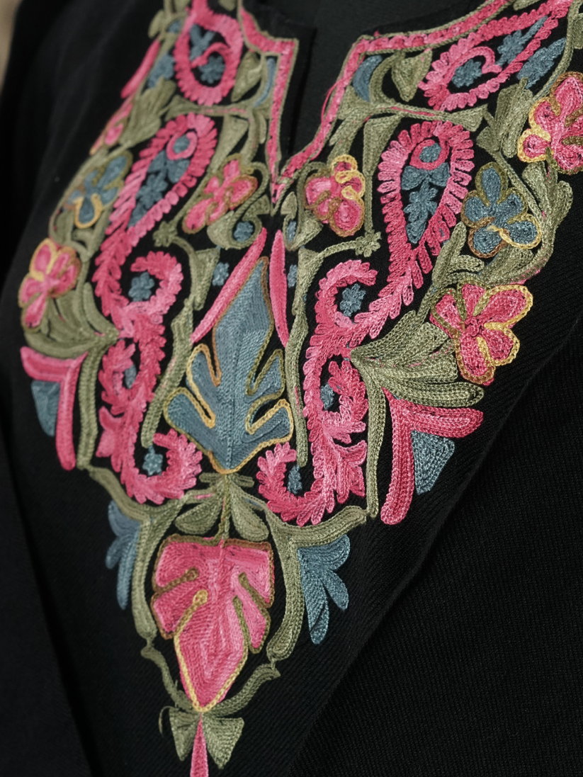 Black Kashmiri Pheran with Pink & Sage Green Paisley Embroidery – KAARKASH