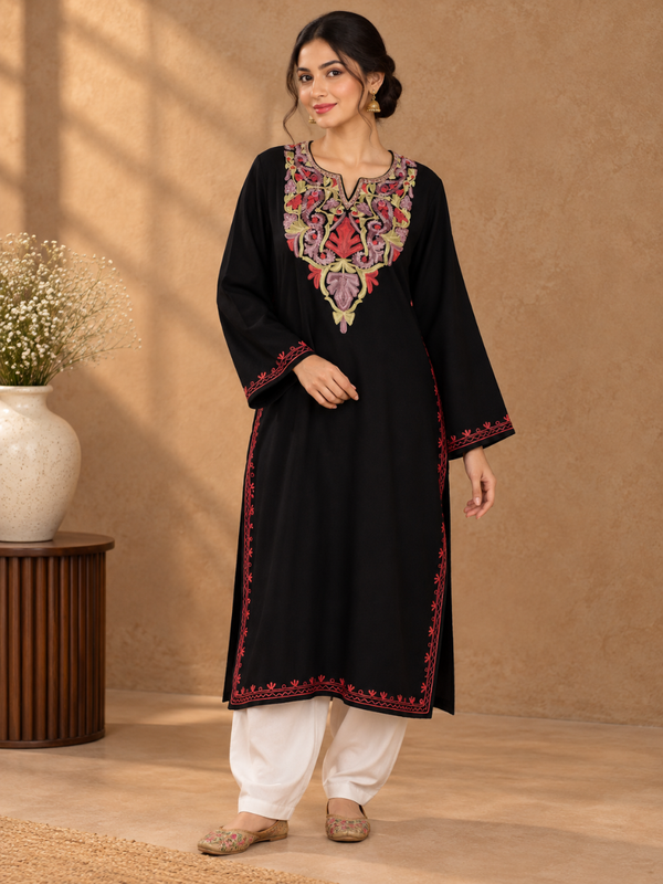 Black Kashmiri Pheran with Mauve & Red Paisley Embroidery – KAARKASH