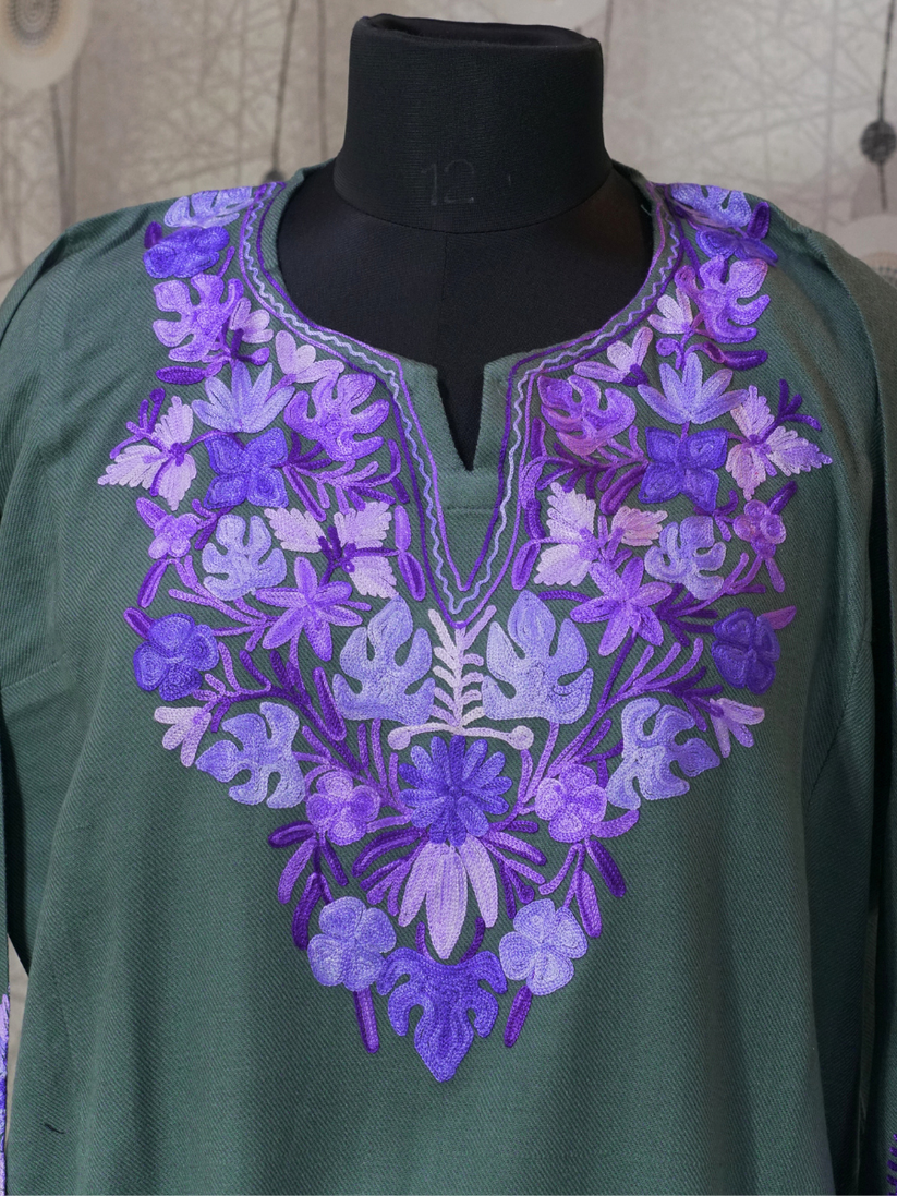 Dark Green Kashmiri Pheran with Purple Floral Embroidery – KAARKASH