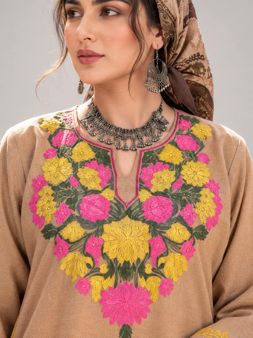 Kashmiri Aari Embroidered Pheran (Phiran) – Yellow, Green, Pink | Hazelwood