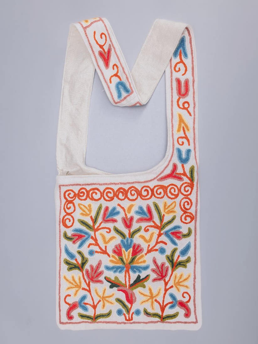 Gulrang Krewal Bag Sling Bag - floral d1