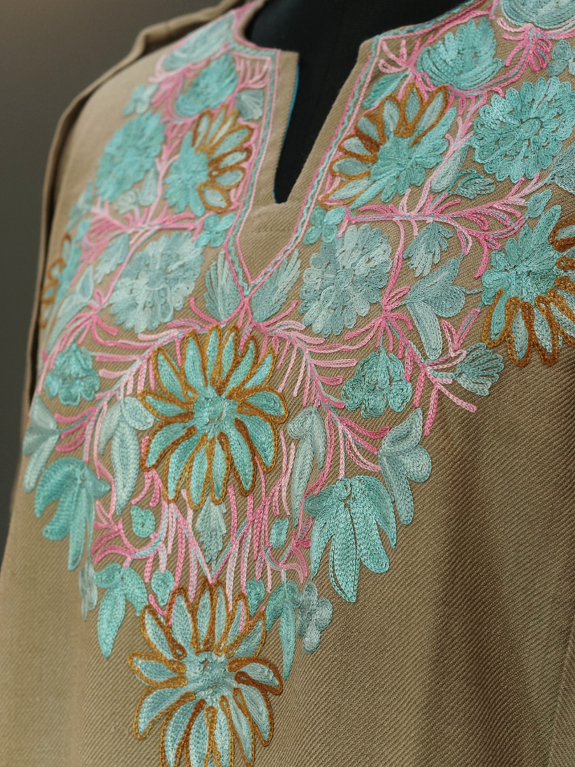 Grey  Kashmiri Pheran with Floral Embroidery | Aari Embroidered Wool Phiran