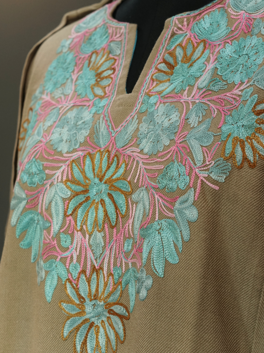 Grey  Kashmiri Pheran with Floral Embroidery | Aari Embroidered Wool Phiran